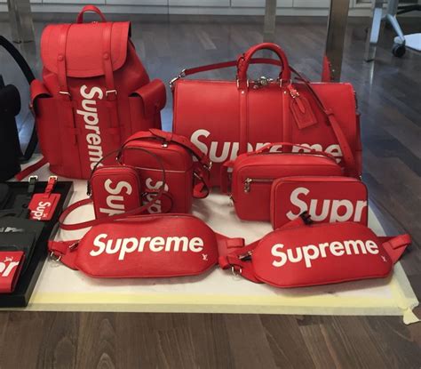 2017 hot supreme x louis vuitton shoulder bag|supreme louis vuitton tracksuit.